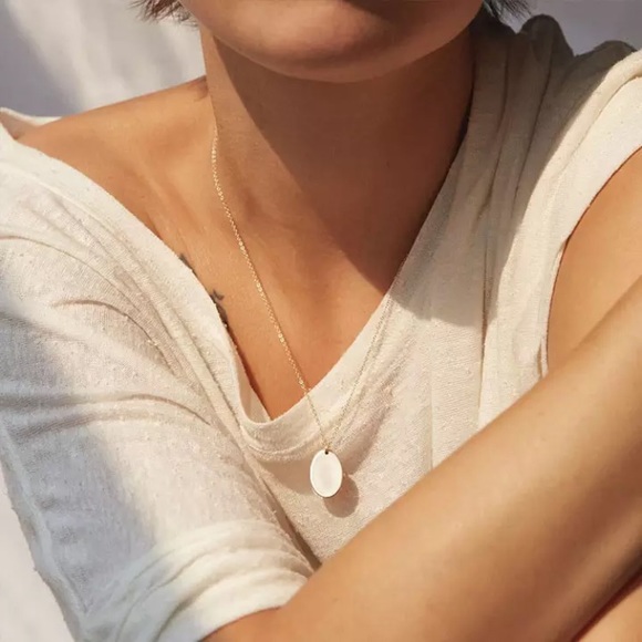 🔵𝟲𝟱%𝗢𝗙𝗙 𝗯𝘂𝗻𝗱𝗹𝗲𝘀 𝟯+🔵 NEW Oval Charm Stainless Steel Necklace - Picture 12 of 15